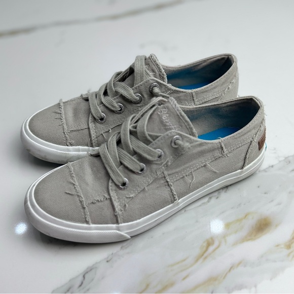 Blowfish Women’s gray Lace-Up Sneakers - Picture 7 of 8